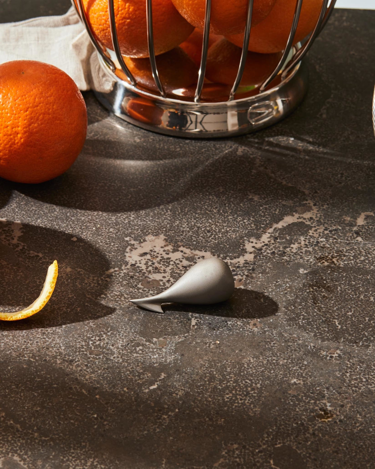 Alessi Apostrophe sbuccia agrumi